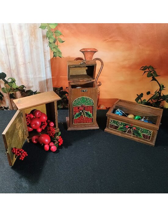 VGUC: Distressed Rustic Wood Boxes Set 3pc for the Holidays - Picture 3 of 6